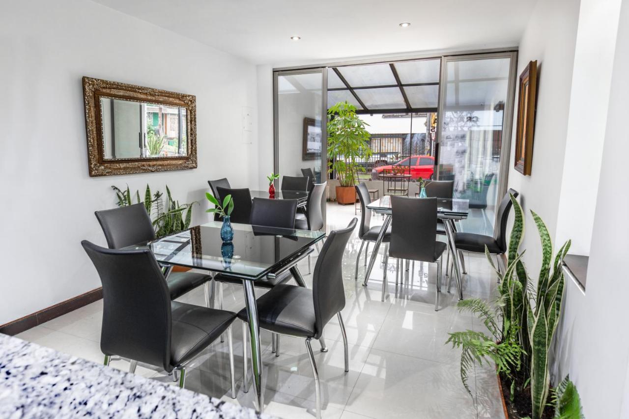 Hotel Casa Quinta Embajada Bogotá Dış mekan fotoğraf